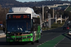 Bus-374-Commonwealth-Avenue