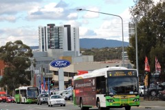 Bus-433-Cohen-Street-with-Bus-533-