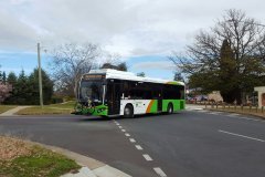 Bus-610-Wakefield-Avenue