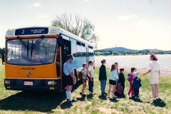 Bus-819-Lake-Burley-Griffin